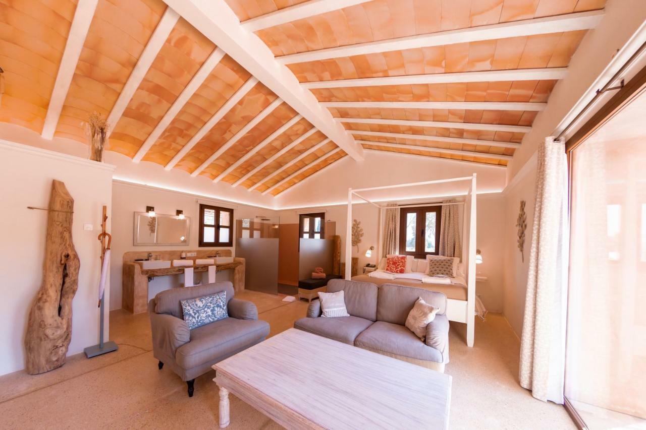 Ca N'ai - Adults Only Soller